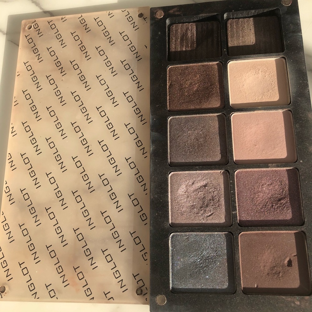 Inglot Freedom System Eyeshadow and Palette Bundle